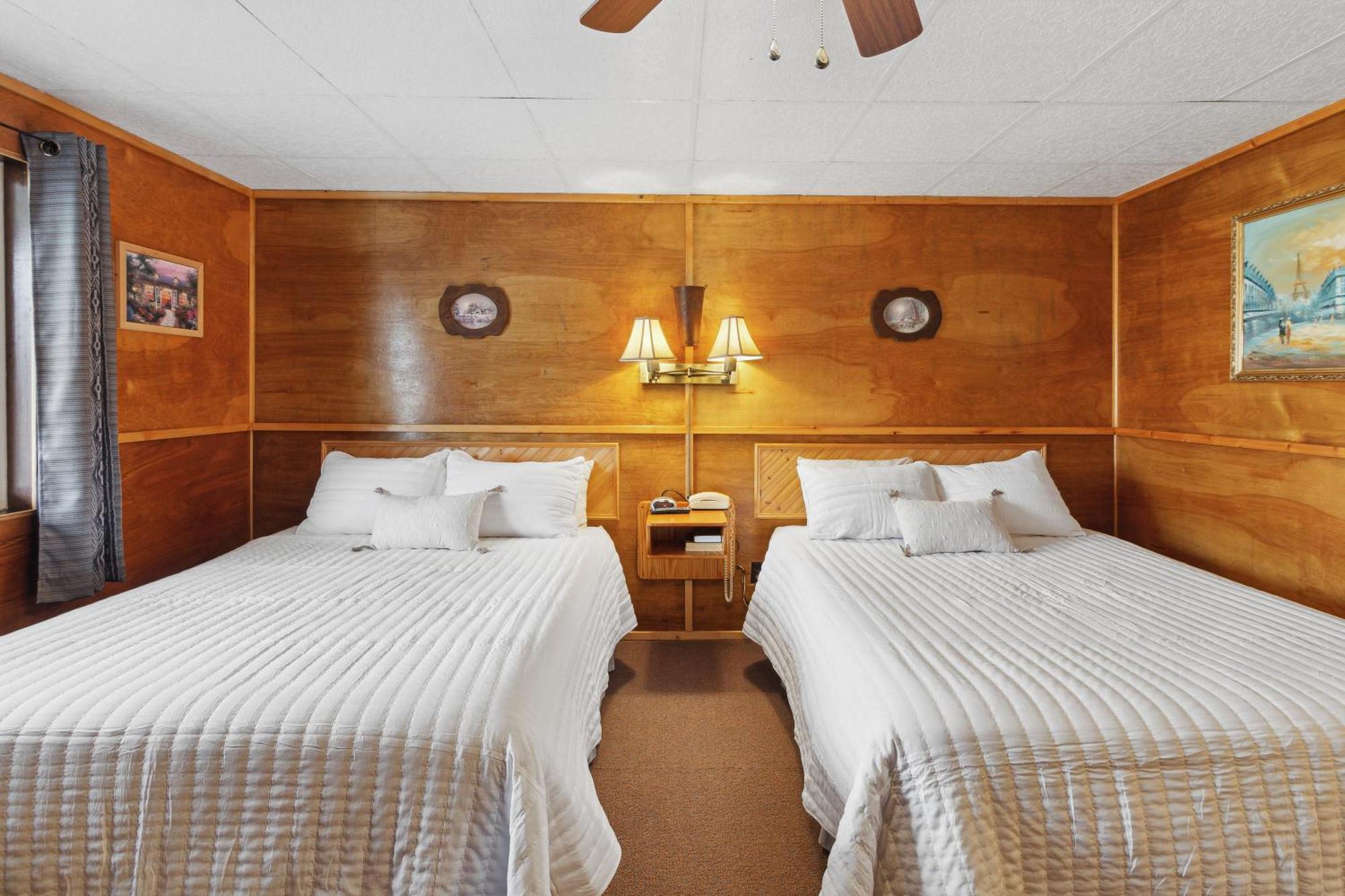 Vindel Motel Mackinaw City Eksteriør bilde