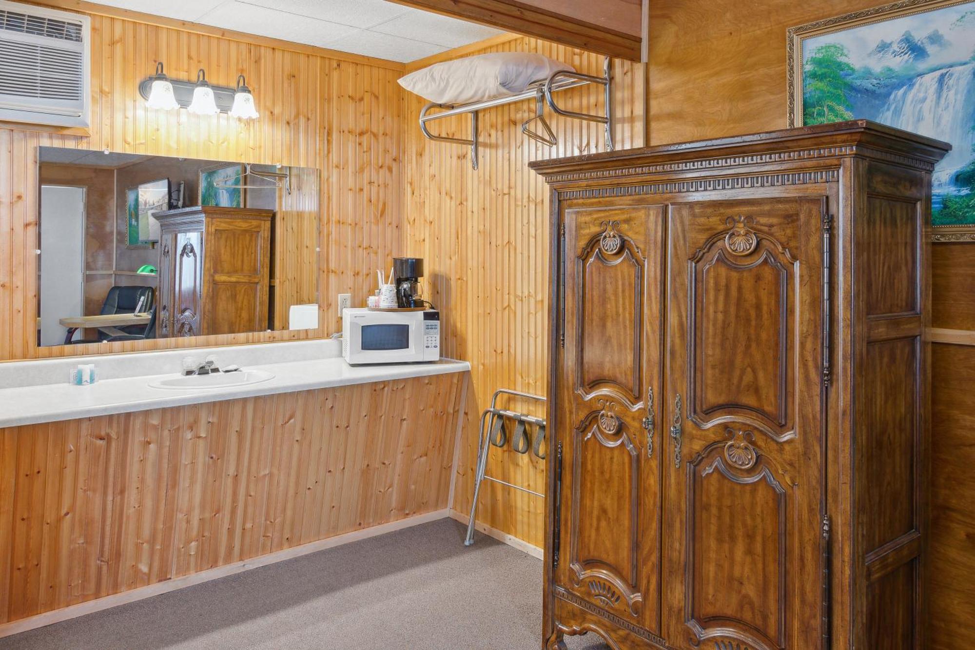Vindel Motel Mackinaw City Eksteriør bilde