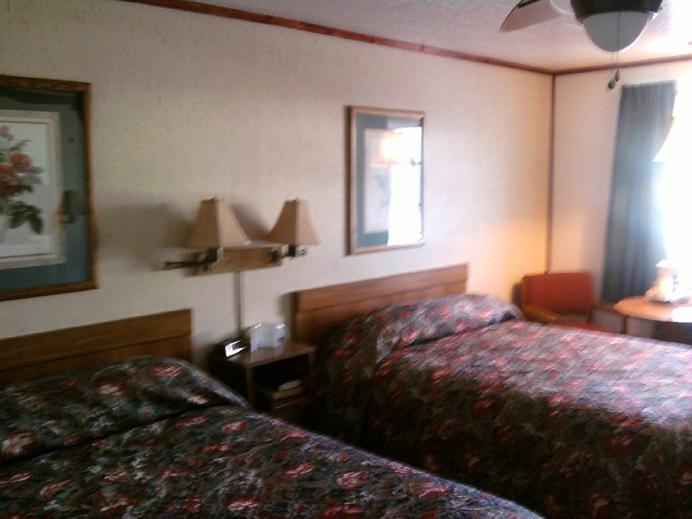 Vindel Motel Mackinaw City Eksteriør bilde