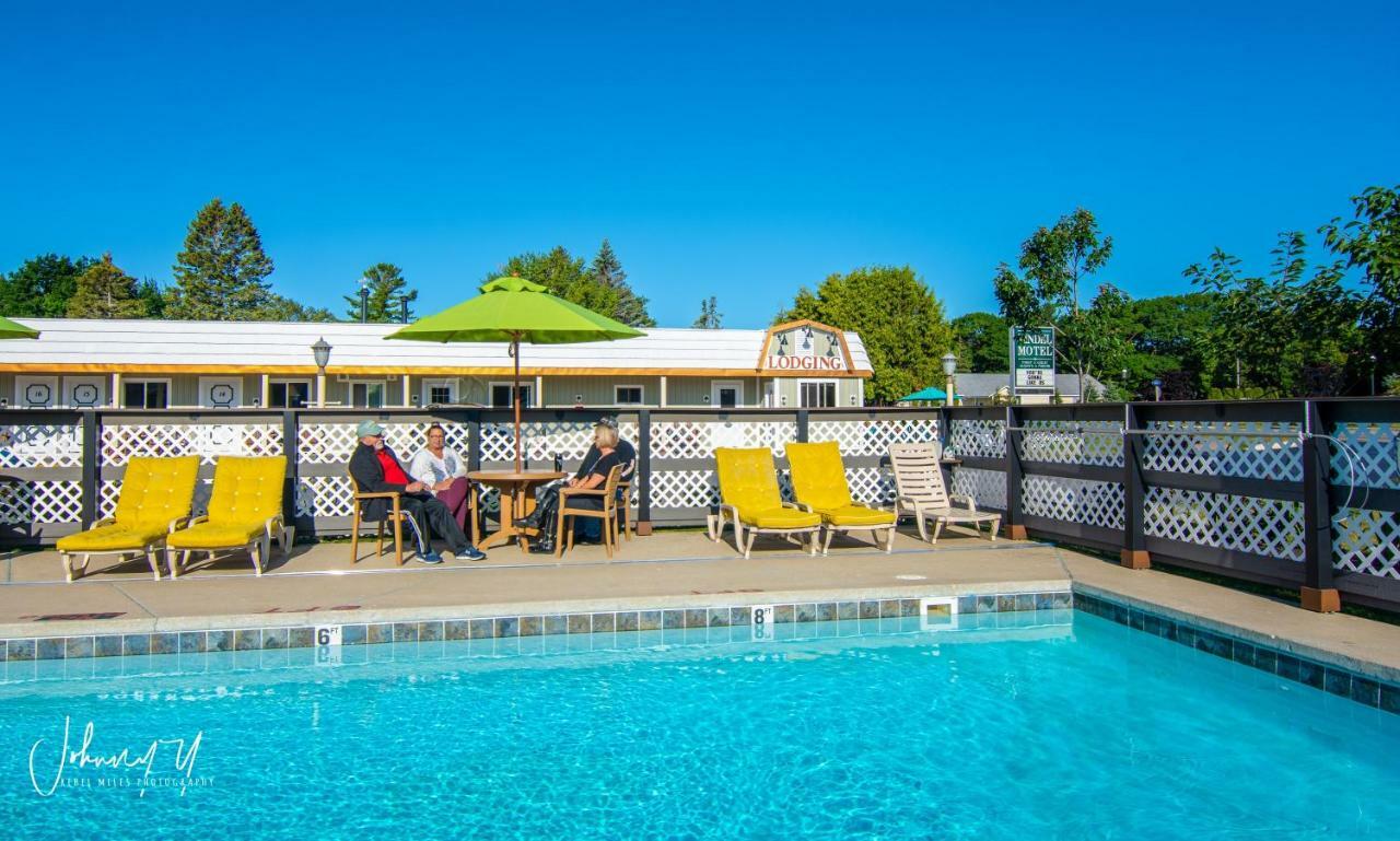 Vindel Motel Mackinaw City Eksteriør bilde