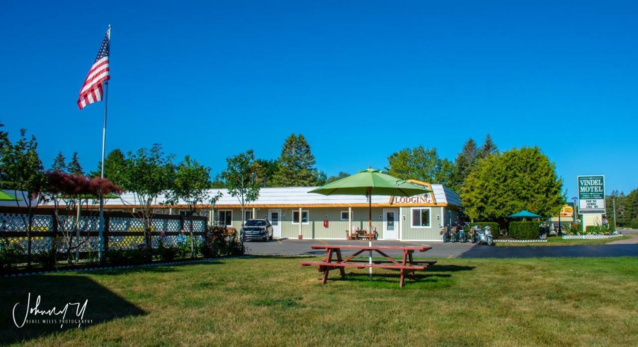 Vindel Motel Mackinaw City Eksteriør bilde